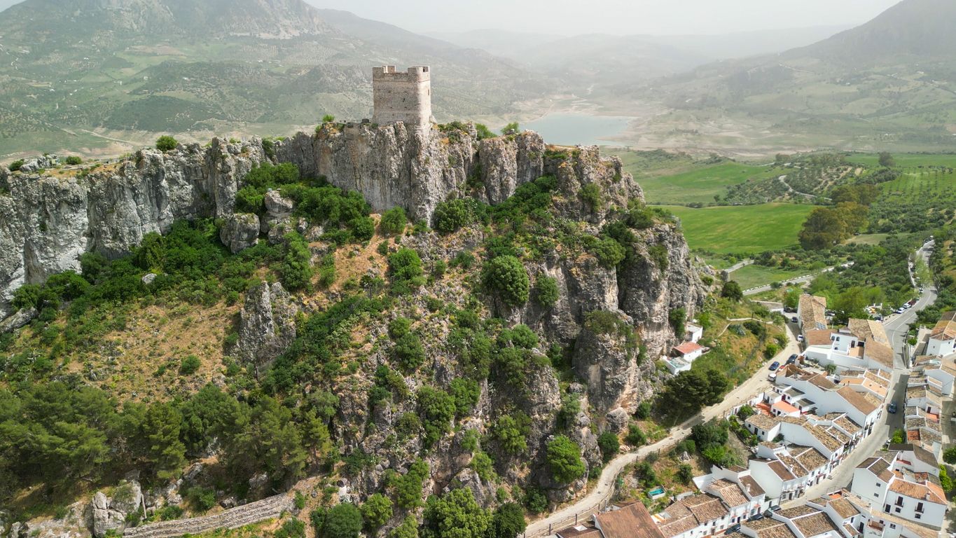 Vista aérea de Zahara de la Sierra en Cádiz