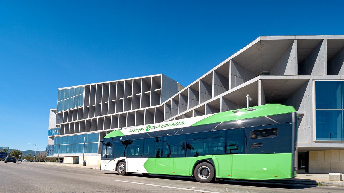 Durante este mes circulará el primer prototipo de bus eléctrico. 