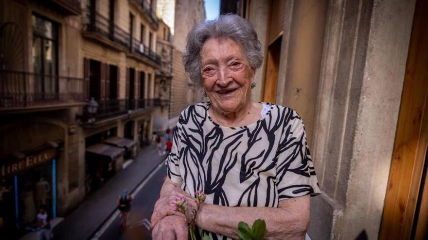 Una historia de longevidad y alegría: Pepita celebra 105 años bailando en La Paloma