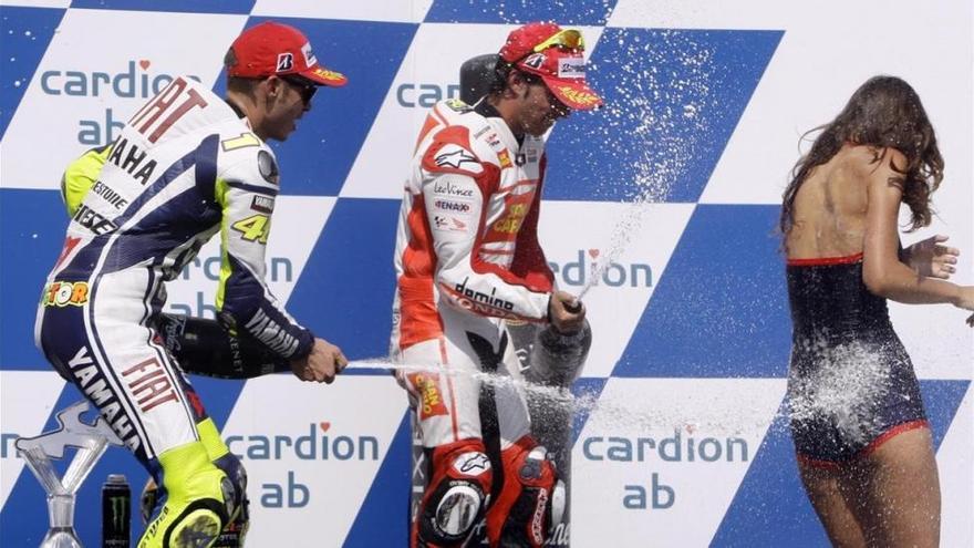 El Mundial de MotoGP hace una defensa cerrada de las azafatas