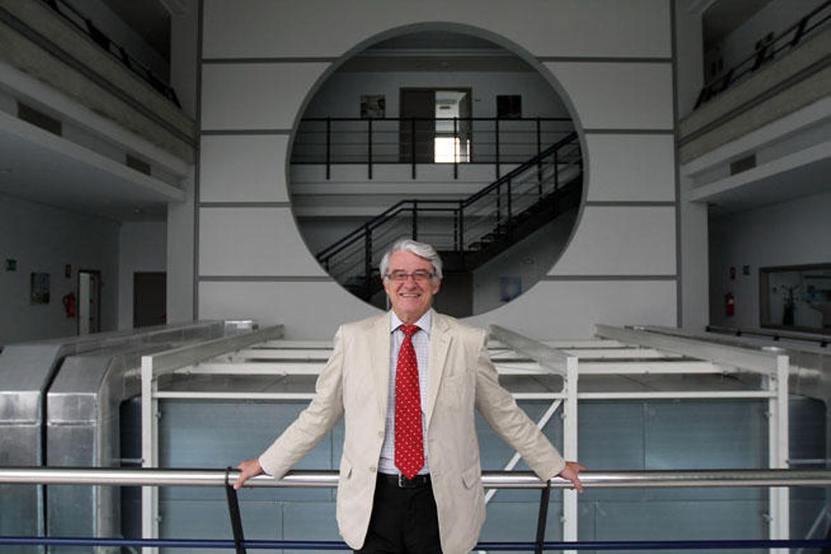 Luis Fernando Martínez, director general de la firma AT4 Wireless, situada en el Parque Tecnológico de Andalucía (PTA) de Málaga.