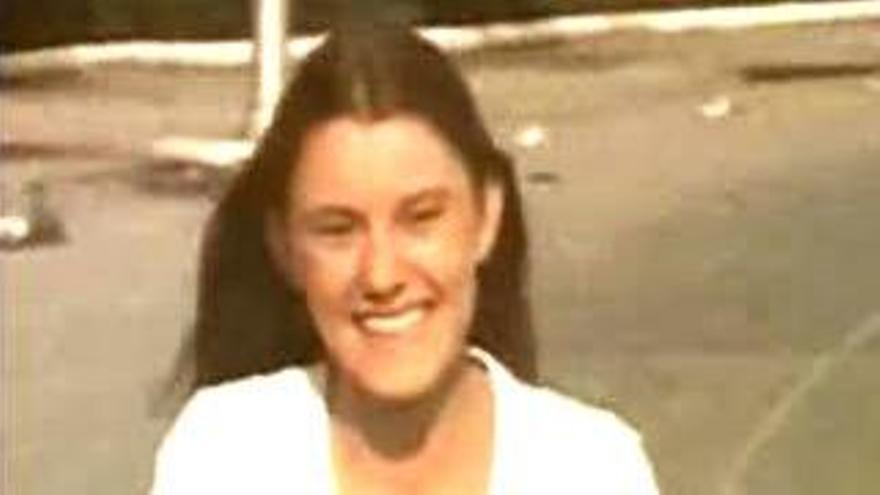 BEA DE VERANO AZUL. PUBLICADA EPC 13/10/2011 P 61