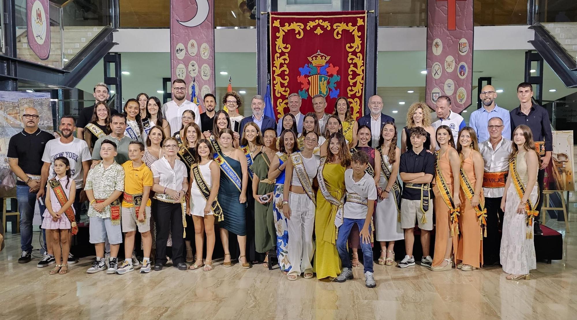 Así ha sido la recepción del Ayuntamiento de Orihuela a los cargos festeros