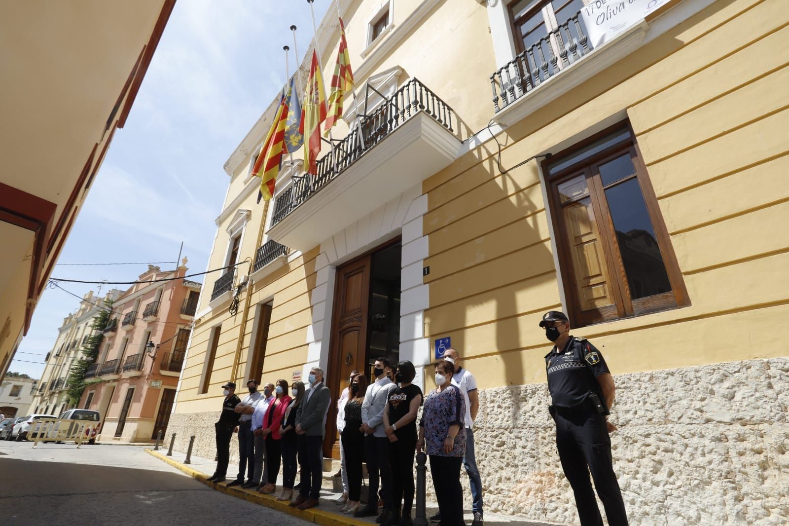 Oliva despide a su Premio Cervantes Francisco Brines