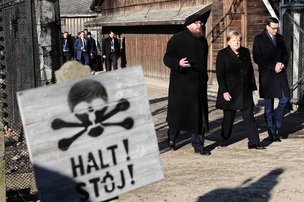 Angela Merkel visita Auschwitz