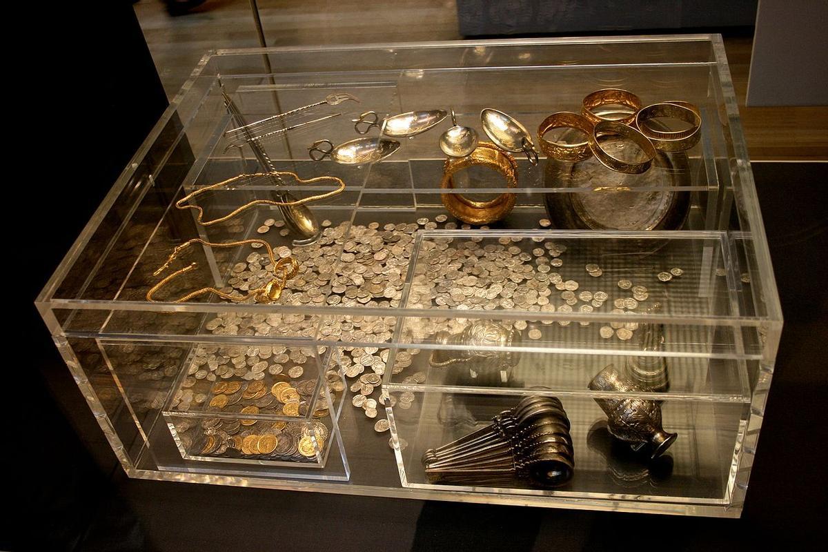 El tresor d'or i plata de Hoxne, el més important descobert a la Gran Bretanya de l'Antiga Roma.