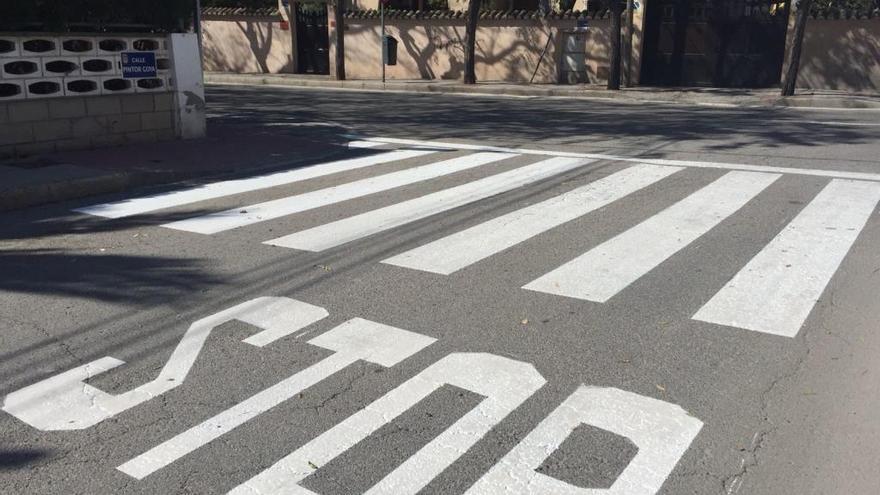 Sant Joan renueva la pintura vial de sus calles