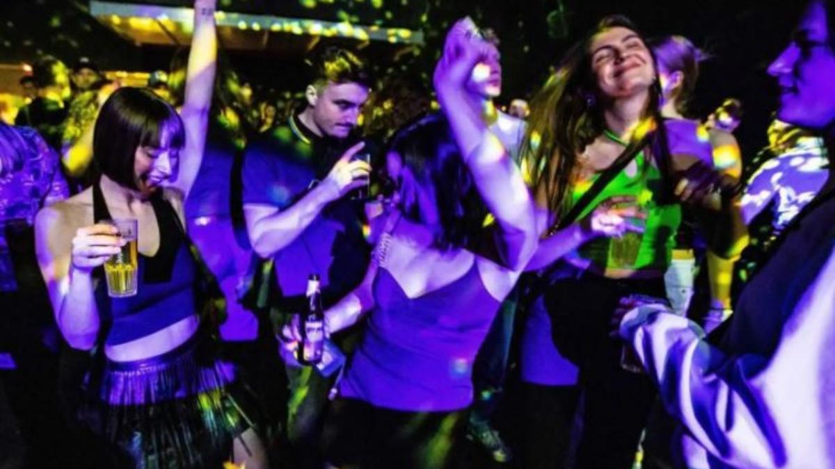 Consulta las mejores fiestas de las discotecas de Mallorca desde el 25 de abril hasta el próximo 1 de mayo