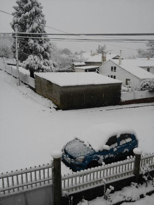 La nieve cubre de blanco la provincia de Pontevedr