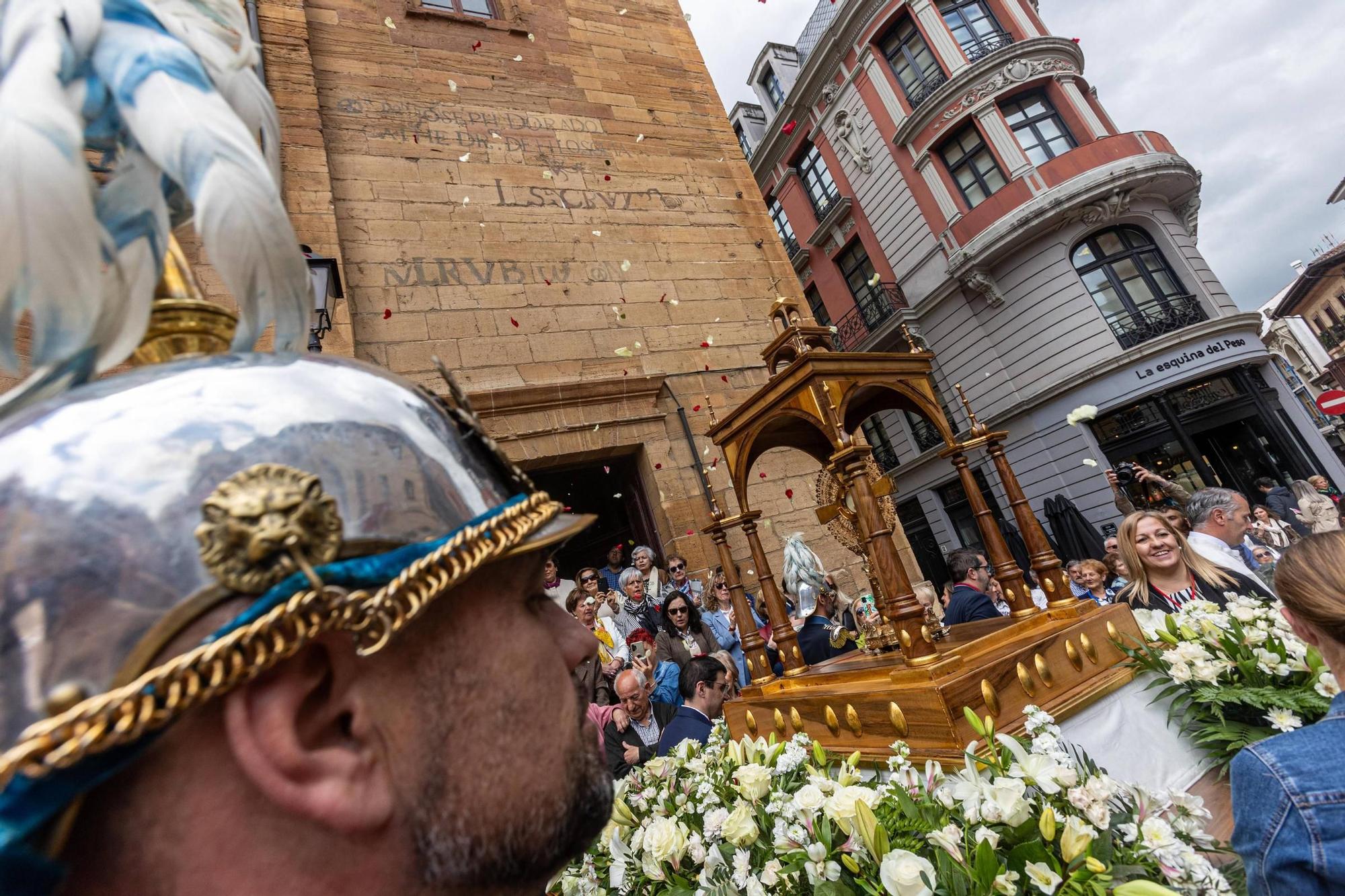 Celebración del Corpus en la Catedral de Oviedo