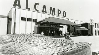 Alcampo cumple 40 años en Castellón: "Y los que nos quedan; más que una empresa esto es una familia"
