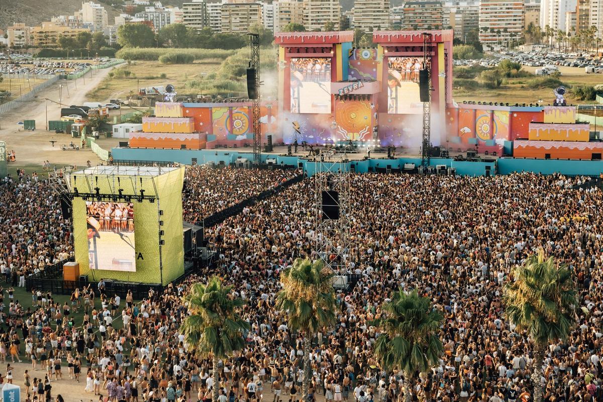 El concierto de Leire Martínez con la Oreja de Van Gogh en el Zevra fue multitudinario.