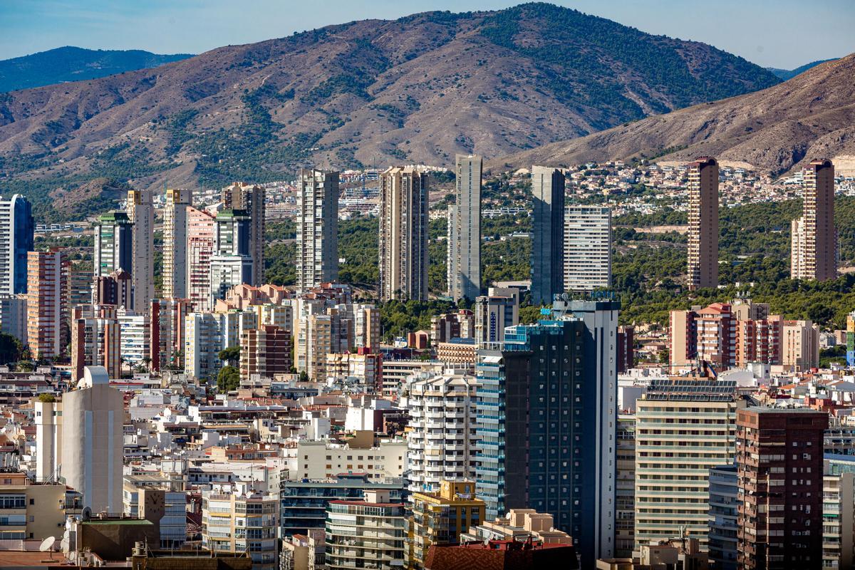 Bloques de apartamentos en la ciudad de Benidorm.