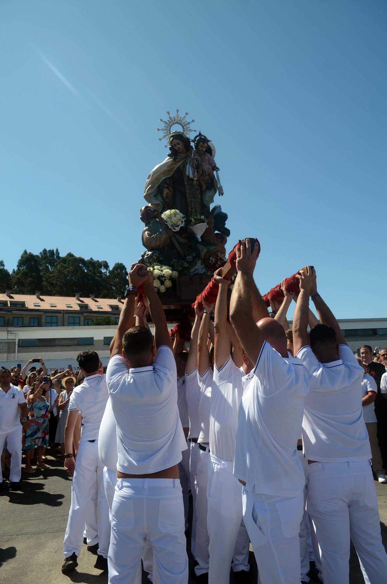 A Illa presume de fiestas del Carmen