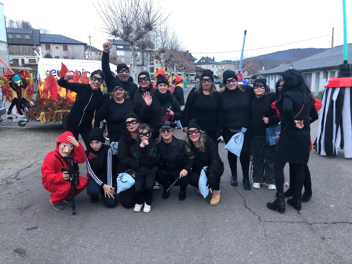 GALERÍA | Martes de Carnaval en Galende y El Puente