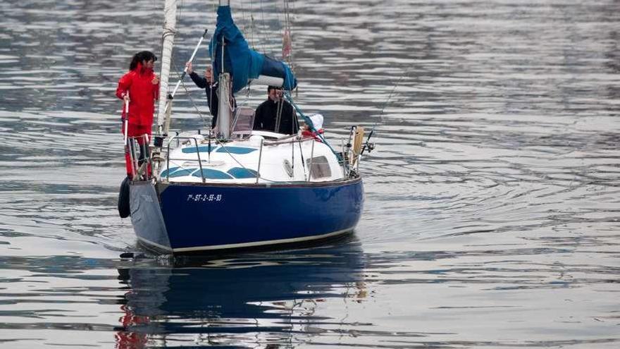 El club Marina de Avilés destaca con un 90% de aprobados en el último examen para patrones