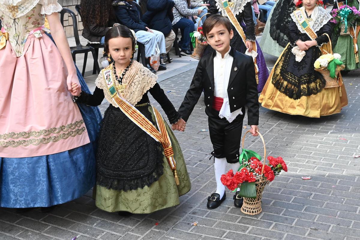 Galería de imágenes: El Pregó Infantil llena de diversión y color las calles de Castelló