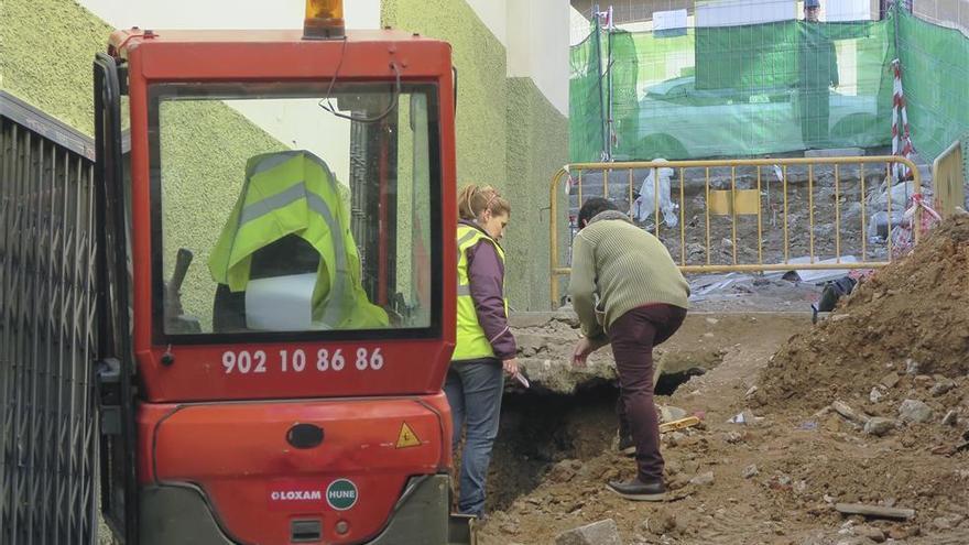 El Ayuntamiento de Cáceres pide a la Junta retomar la instalación de la escalera mecánica en Alzapiernas