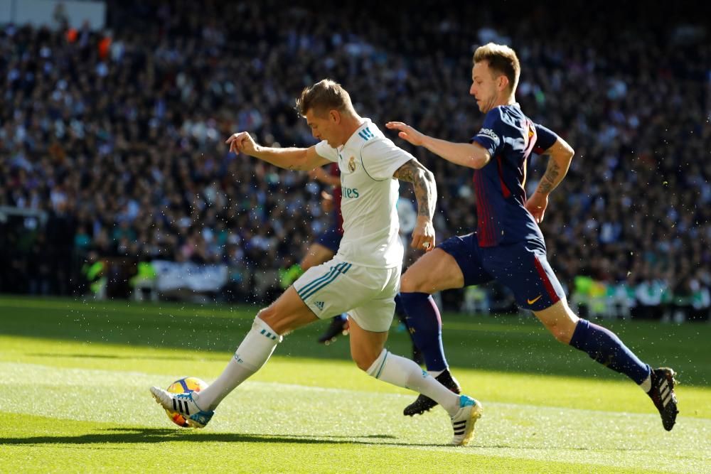 El 'clásico' Real Madrid - Barcelona, en fotos