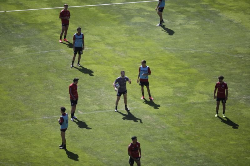 Entrenamiento CD Tenerife Es a puerta cerrada  | 12/03/2020 | Fotógrafo: Delia Padrón