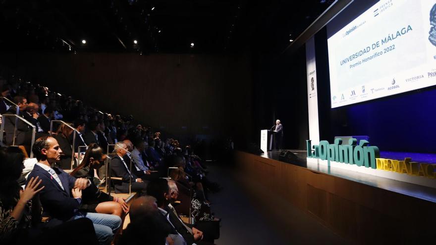 El Auditorio Edgar Neville de la Diputación congregó a cuatrocientos invitados en la gala de los premios de La Opinión de Málaga.