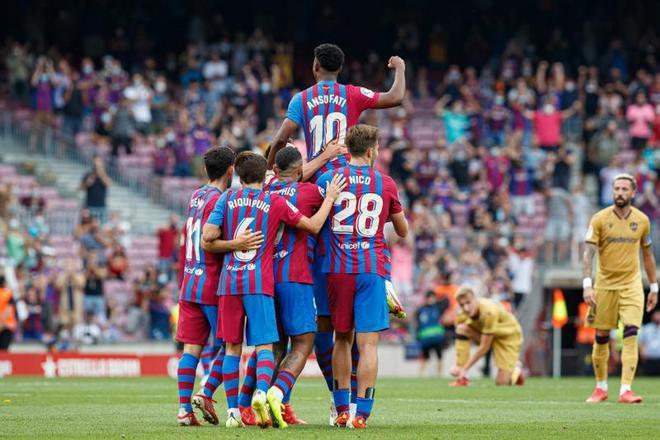 Las mejores imágenes del Barça - Levante: Ansu Fati, Depay, de Jong, Gavi, Nico...