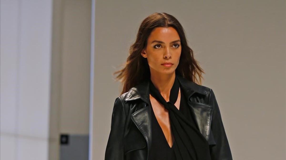 aguasch30239311 barcelona 29 06 2015 desfile de mango en 080 barce160415174017