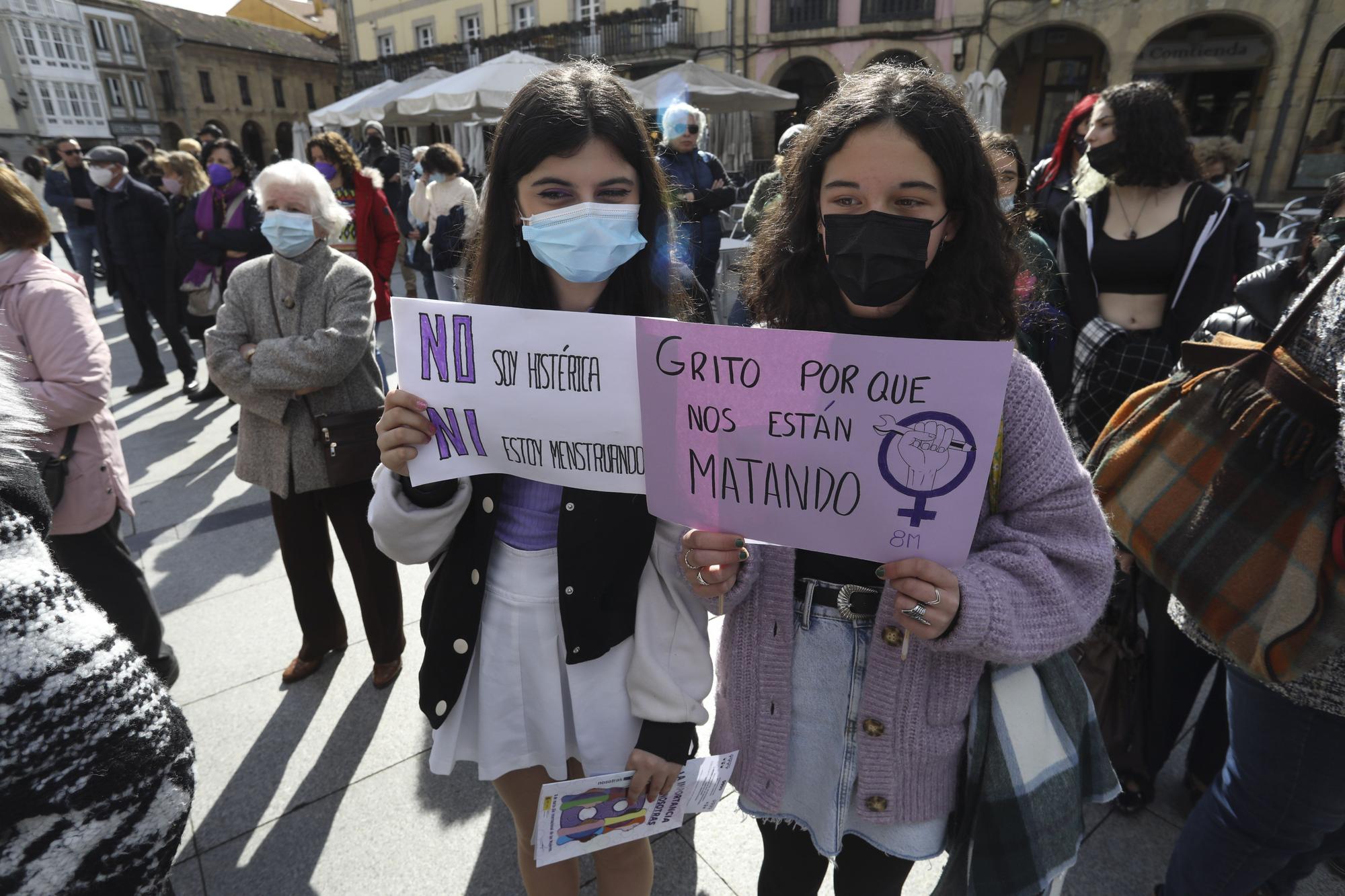 EN IMÁGENES: Así se vivió el Día de la Mujer (8M) en Avilés