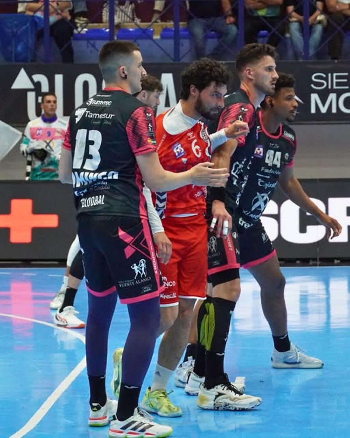 El Horneo EÓN Alicante es noveno con 22 puntos. Esta jornada recibe al ABANCA Ademar León en el Pitiu Rochel el viernes 8 de mayo a las 20:30 horas.