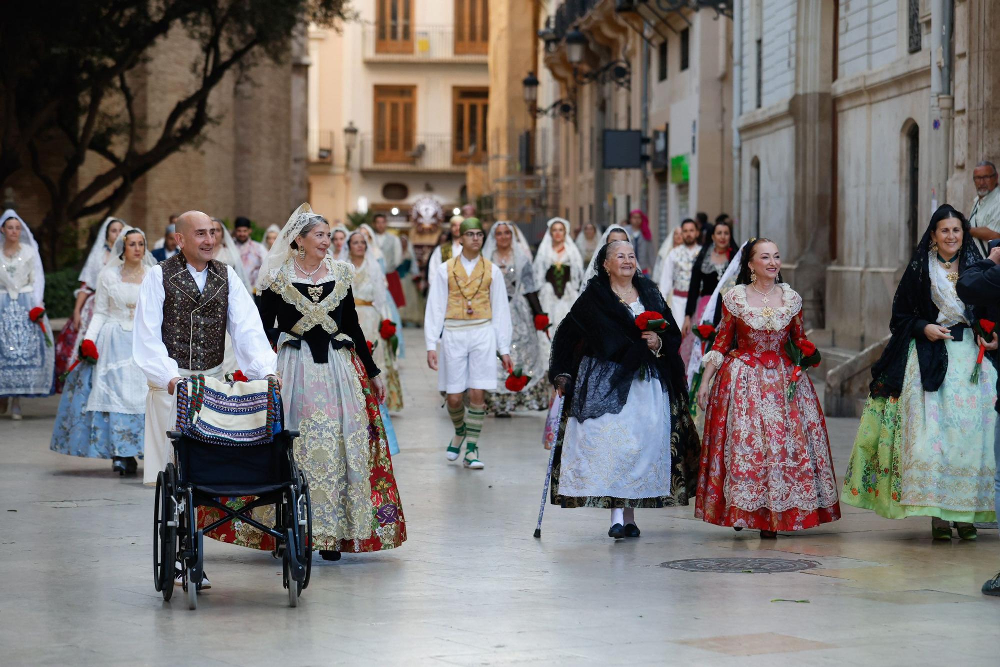 Búscate en el primer día de la Ofrenda en la calle San Vicente entre las 18:00 y las 19:00