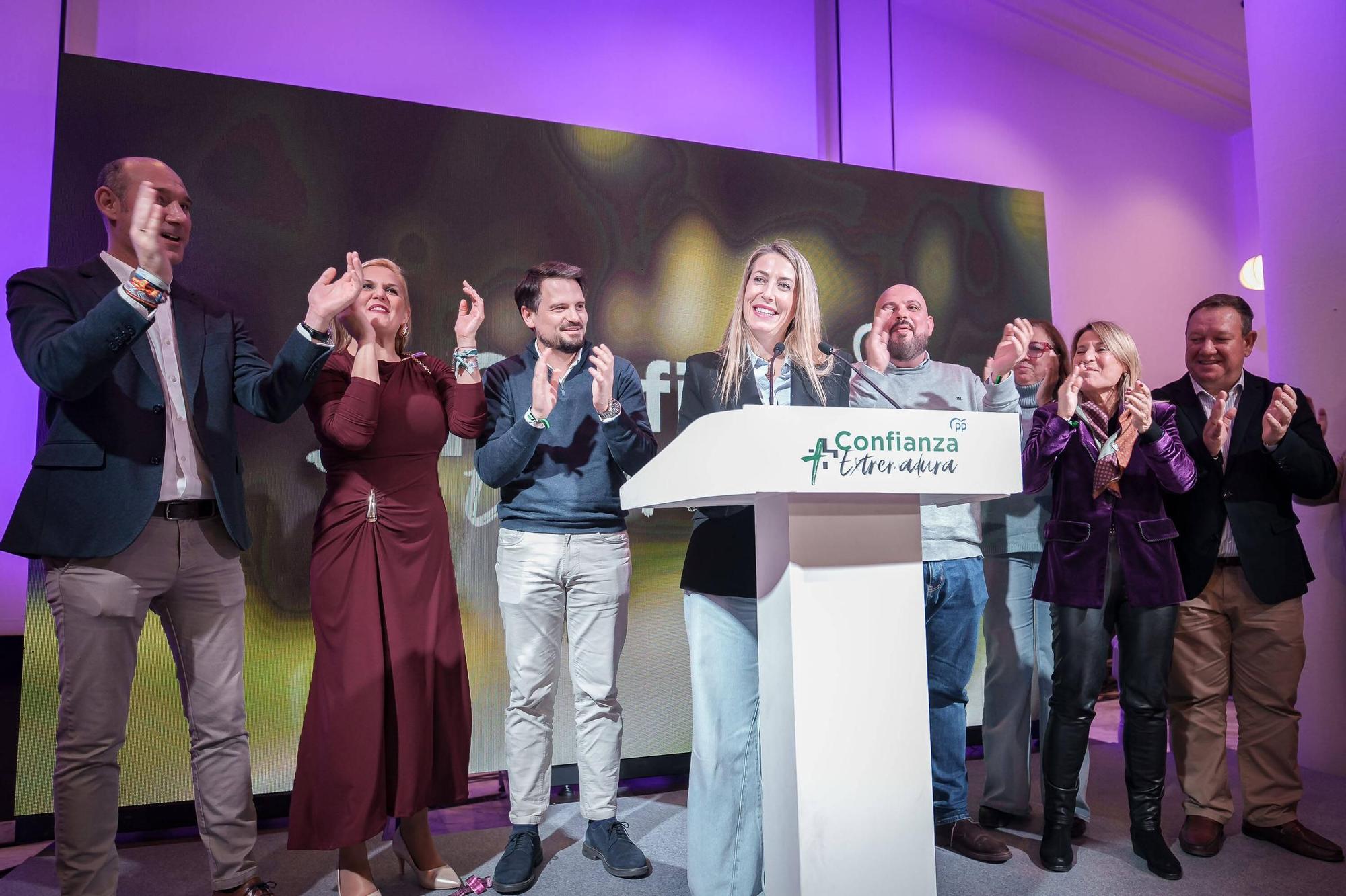 FOTOGALERÍA | María Guardiola gana las elecciones