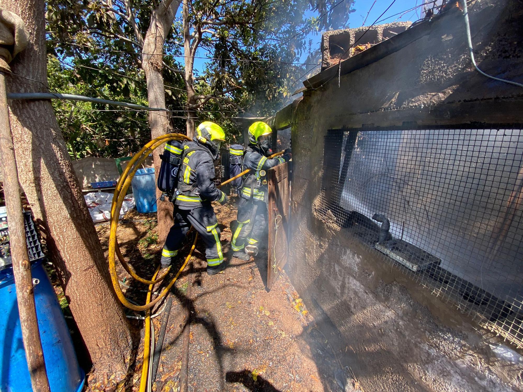 Fuego en una casa de Santa Lucía