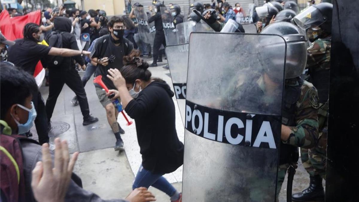 peru-policia-agresiones