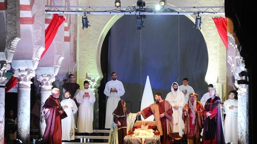 ‘La Strella de la Luz’ vuelve a brillar en la Mezquita-Catedral