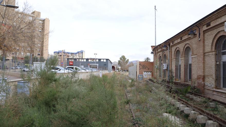 Fulgencio Gil reclama una reunión con ADIF para conocer el proyecto del soterramiento en Lorca