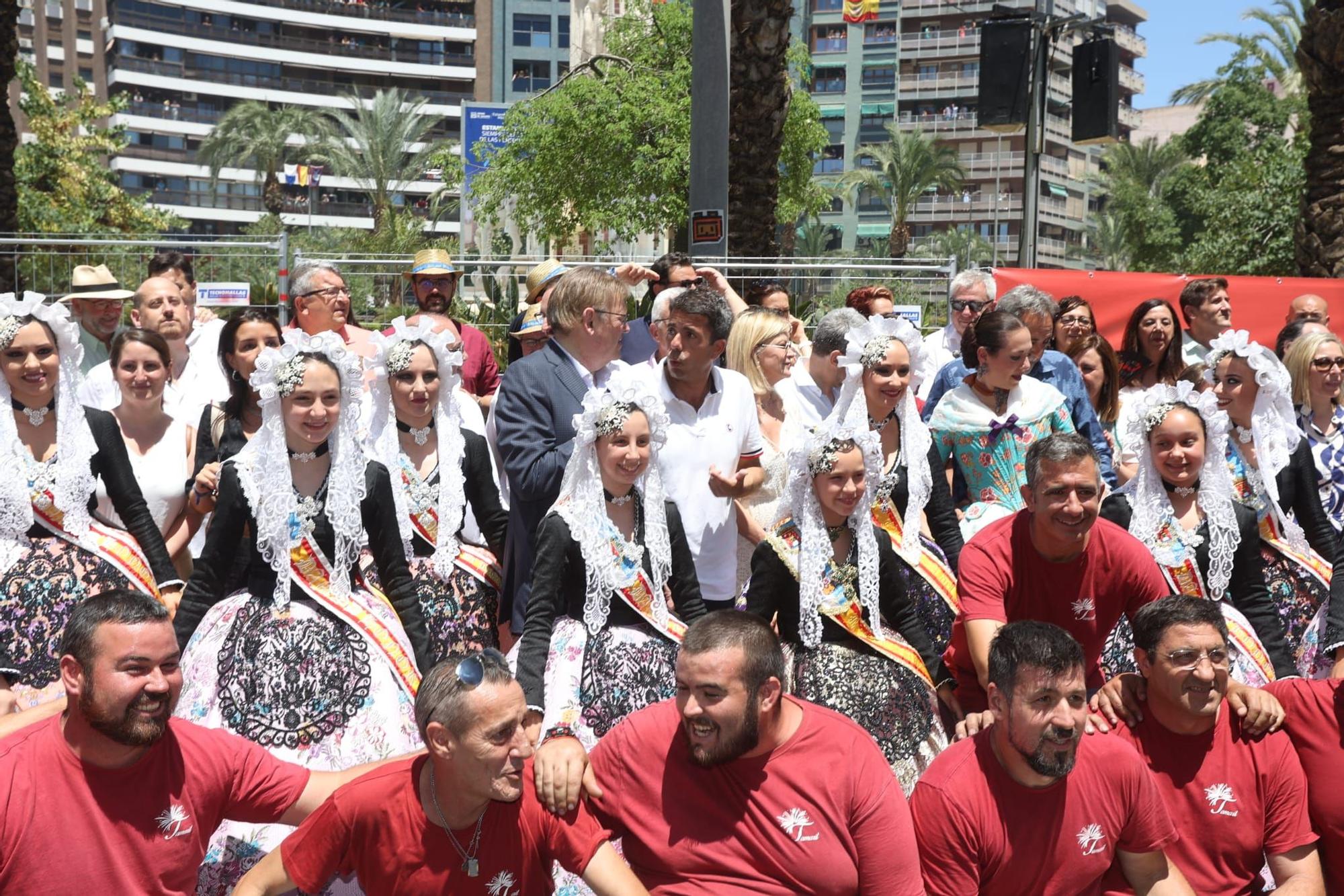 Las mejores imágenes de la mascletà del jueves en Luceros