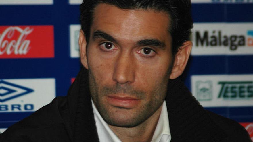 Fernando Sanz. El presidente del Málaga CF, en rueda de prensa.