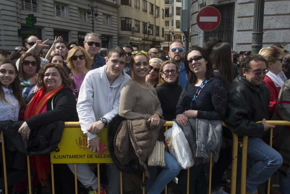 Búscate en la mascletà