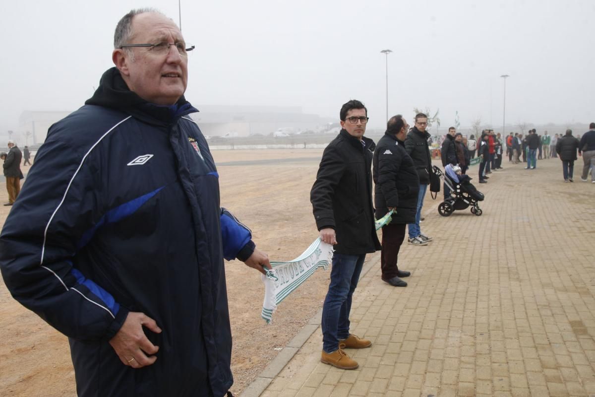 La afición cordobesista fuera y dentro del campo