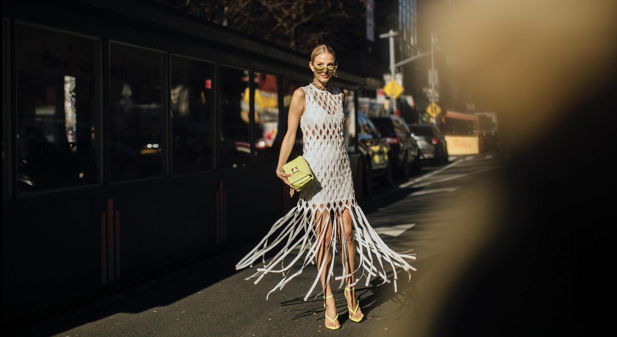 Los 8 vestidos de flecos de Zara con los que podrás crear auténticos  'lookazos' - Woman