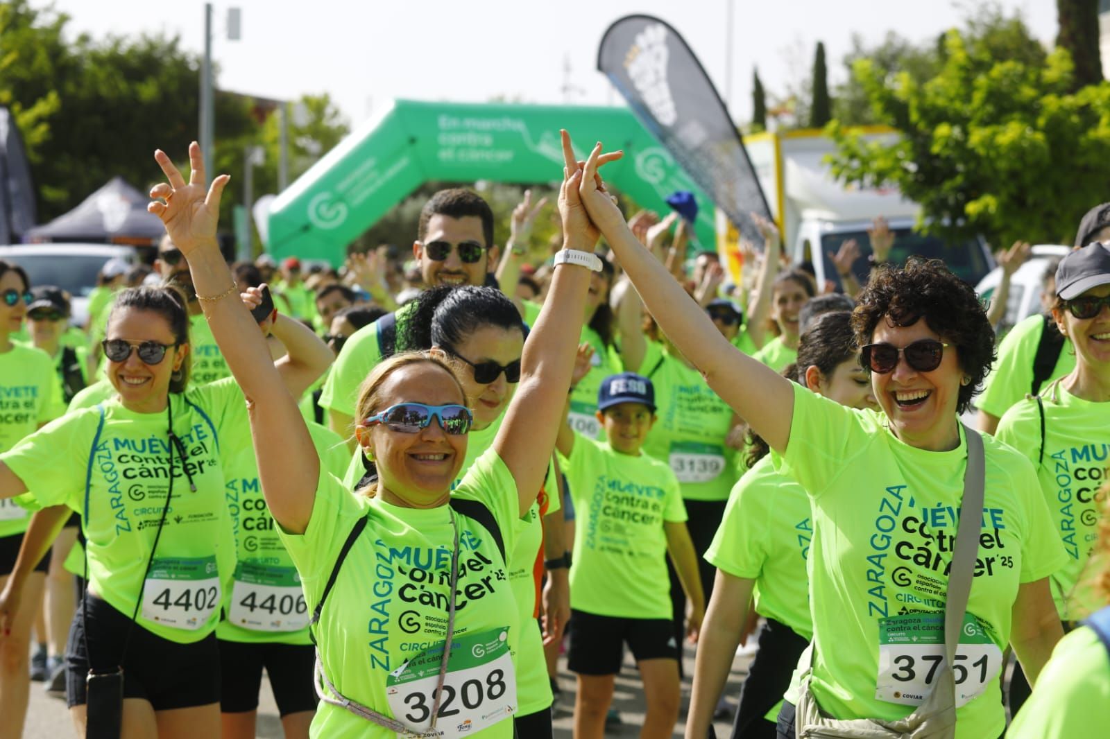 En imágenes | Miles de personas corren contra el cáncer en el Parque del Agua de Zaragoza
