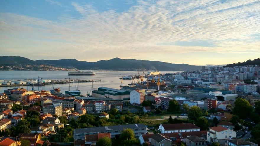 Llegada de los cruceros al puerto vigués. // D. Lorenzo