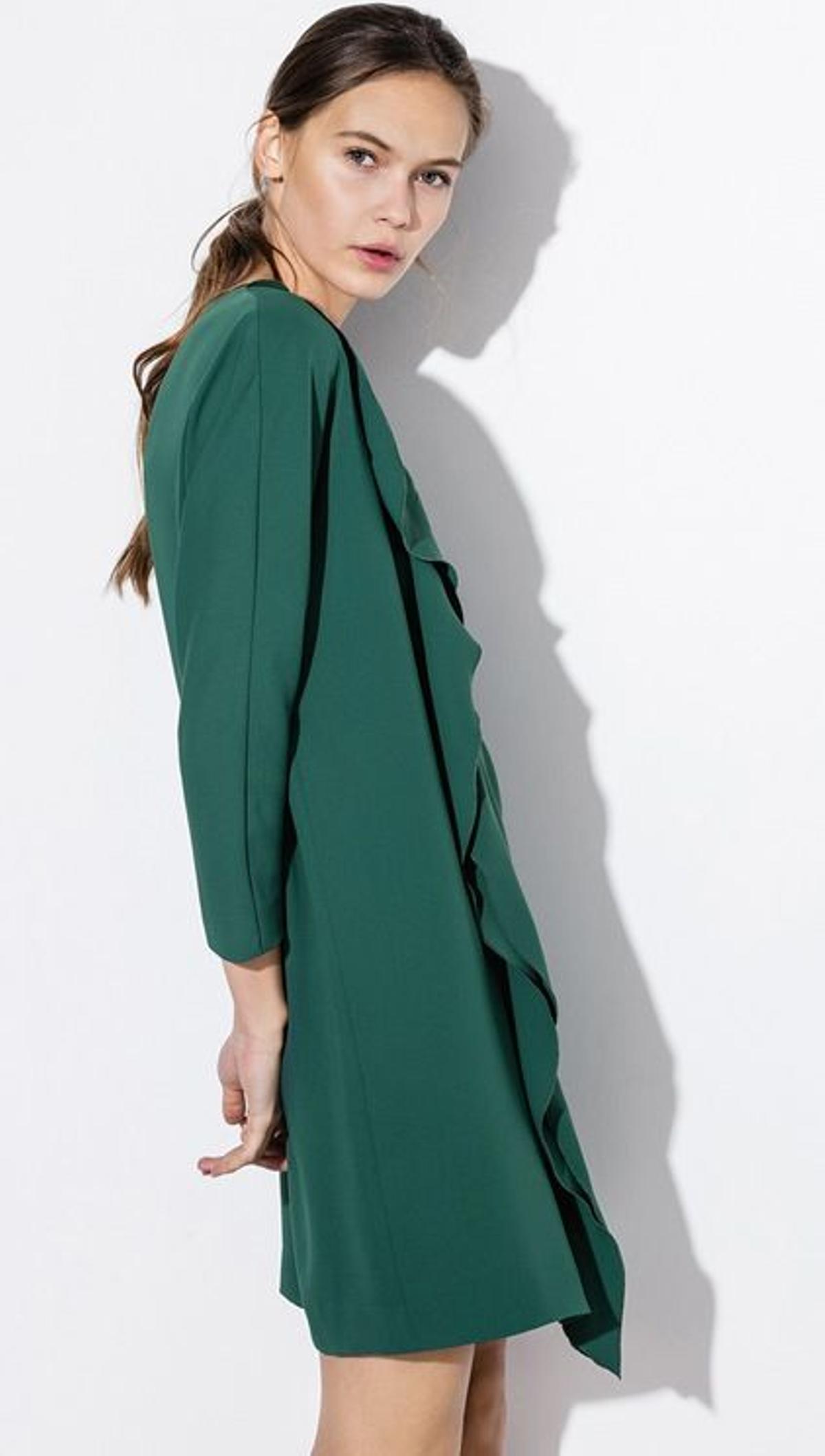 Vestido con volante, Pedro del Hierro