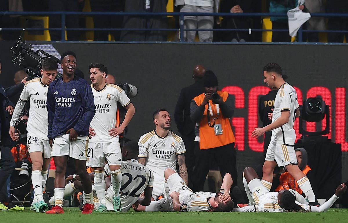 Los jugadores del Real Madrid quedaron extasiados por el esfuerzo físico de la semifinal.