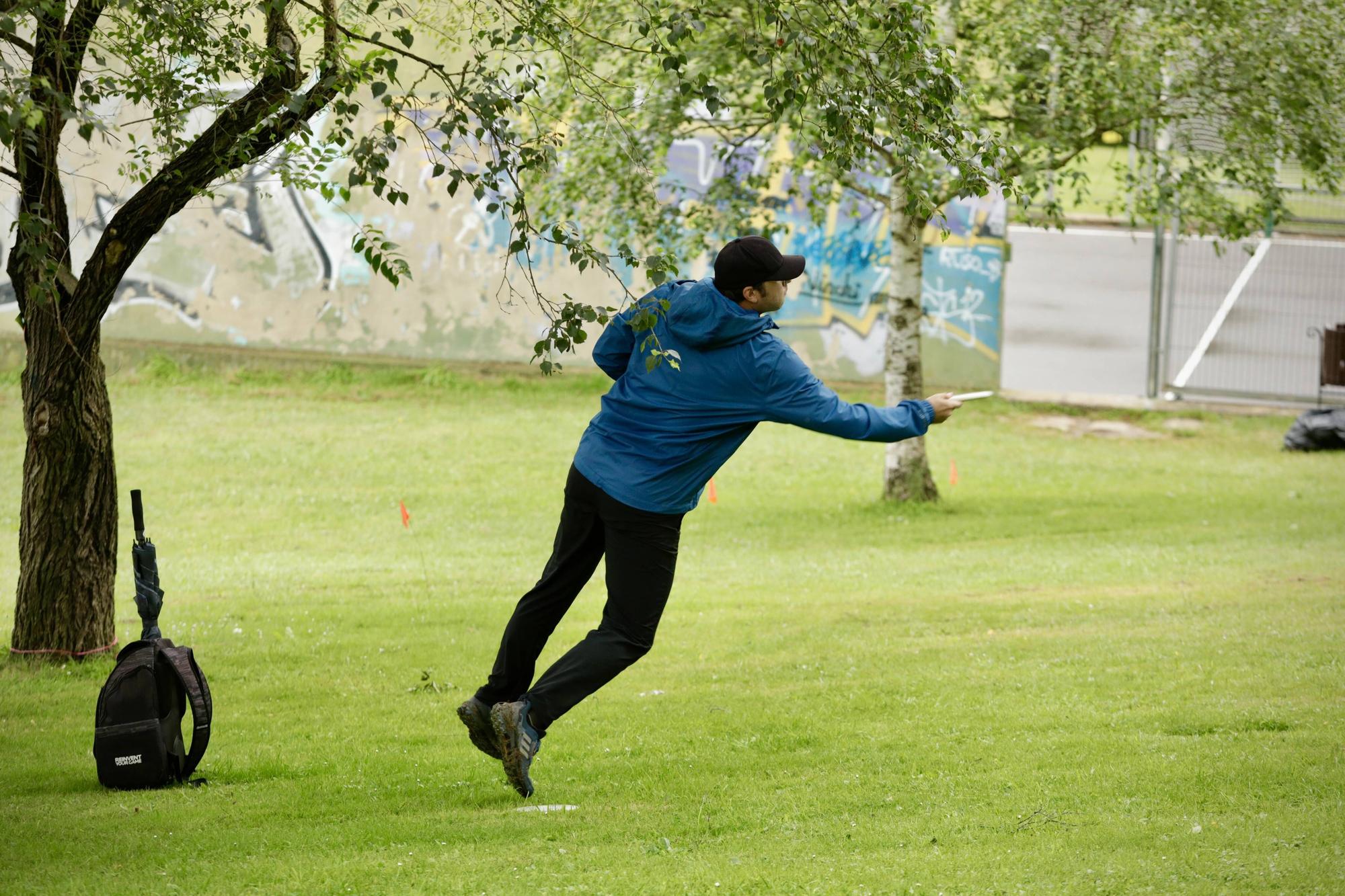 EN IMÁGENES: La competición de disc-golf en el parque Purificación Tomás