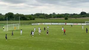 El gol de Ajay Tavares con la selección inglesa