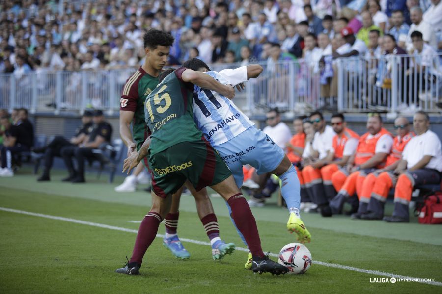 EN IMÁGENES: El empate del Oviedo en su visita a Málaga (0-0)