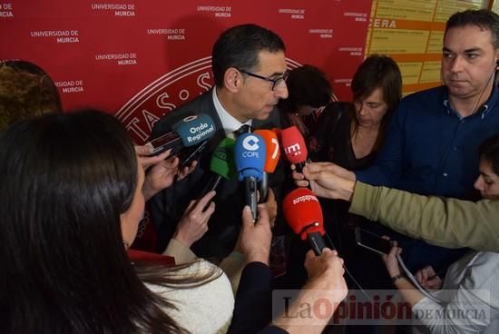 Investidura de José Luján como rector de la UMU