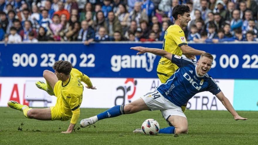 La crónica | El Villarreal B cae con las botas puestas en Oviedo y se hunde en el fondo de la clasificación (2-1)