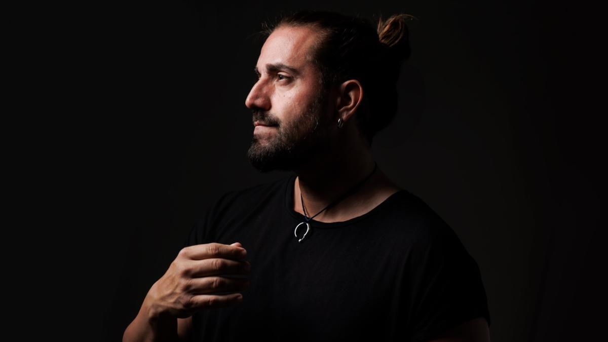 El ferrolano Andrés Suárez presentará el día 22 de mayo en Vigo su disco «Lúa».